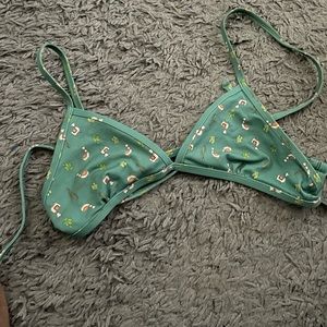 Jolyn triangle top